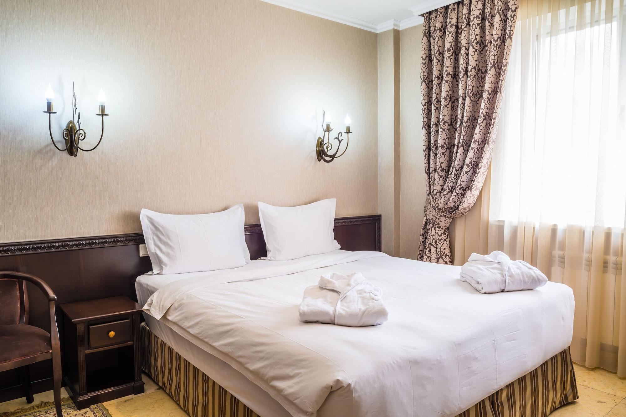 Royal Petrol Hotel Almaty